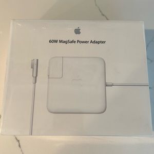 Apple 60W MagSafe Power Adapter